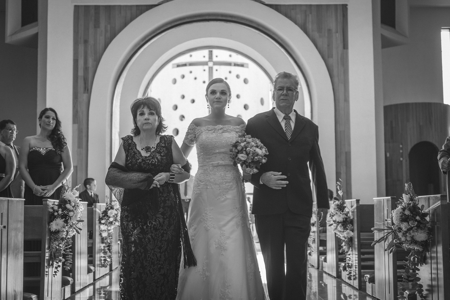 fotografia-de-bodas-templo-nuestra-señora-de-los-bosques-boda-aguascalientes-mexico-jaime-ruiz-01