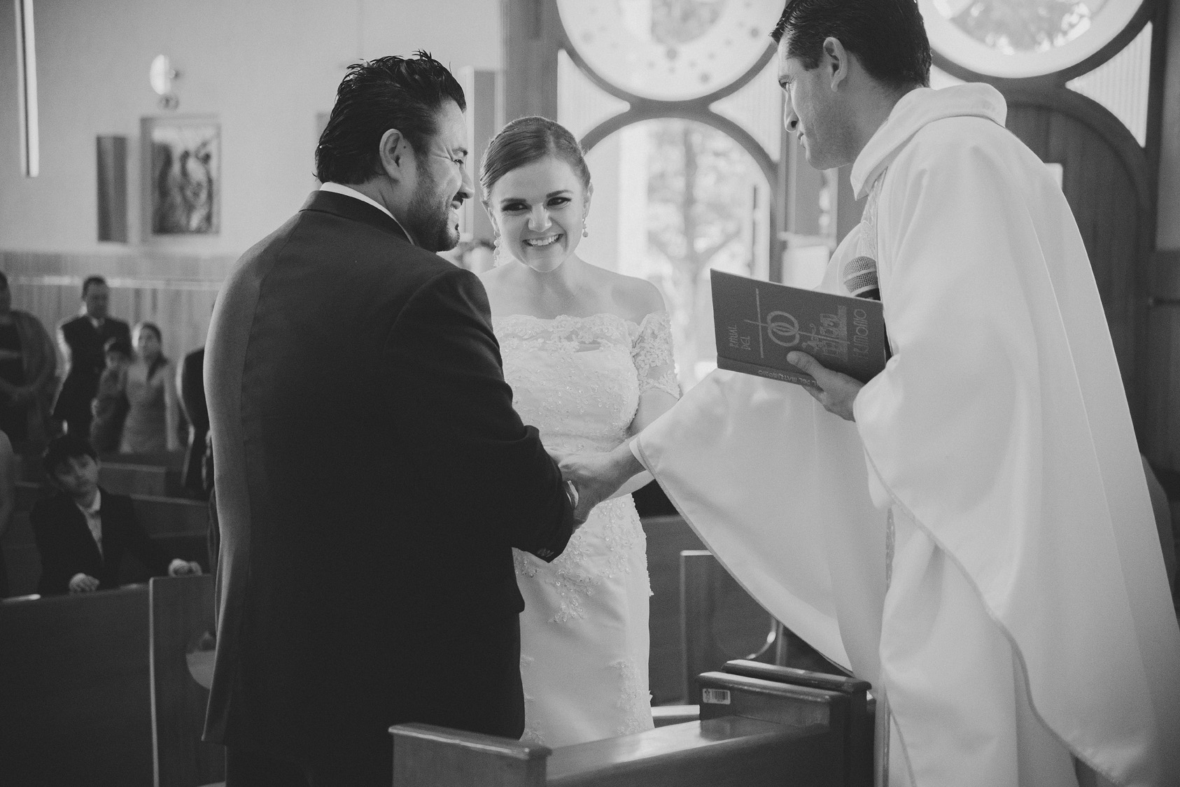 fotografia-de-bodas-templo-nuestra-señora-de-los-bosques-boda-aguascalientes-mexico-jaime-ruiz-05